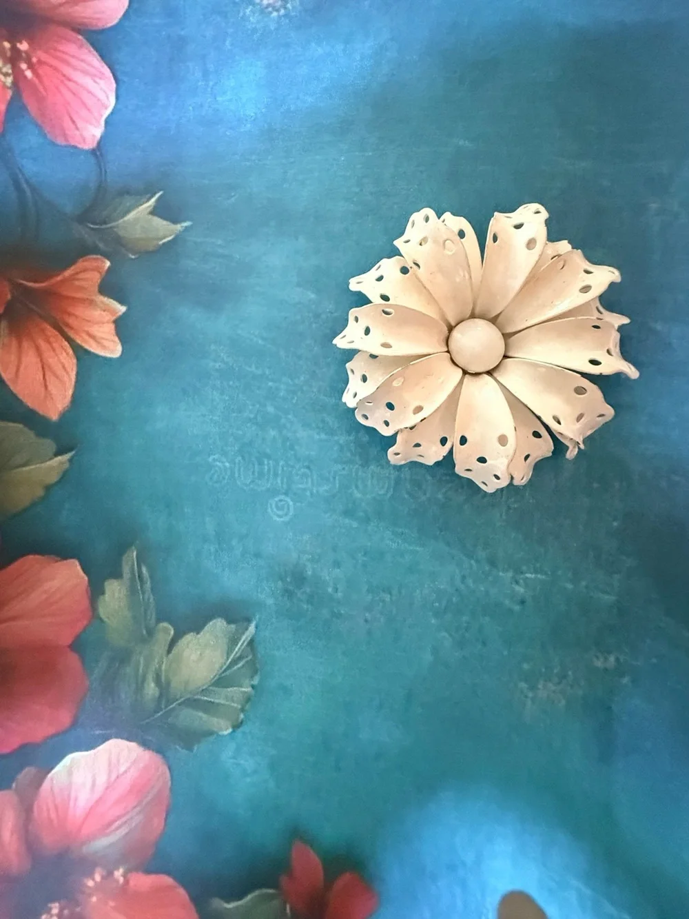 Cream Floral Enamel Brooch
